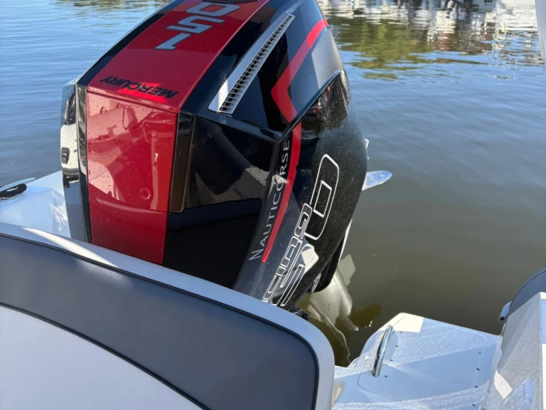 Lomac LOMAC 660 TURISMO te huur van particulier of professional in Saint-Florent