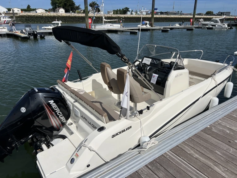 Quicksilver Activ 605 Open te huur van particulier of professional in Ouistreham