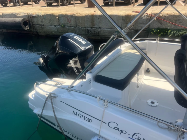 Bootverhuur B2 Marine Cap Ferret 702 Open in Ajaccio via SamBoat