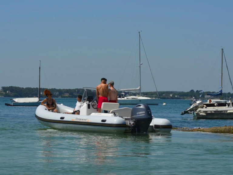 Verhuur RIB in Arradon - Capelli Tempest 625 Easy