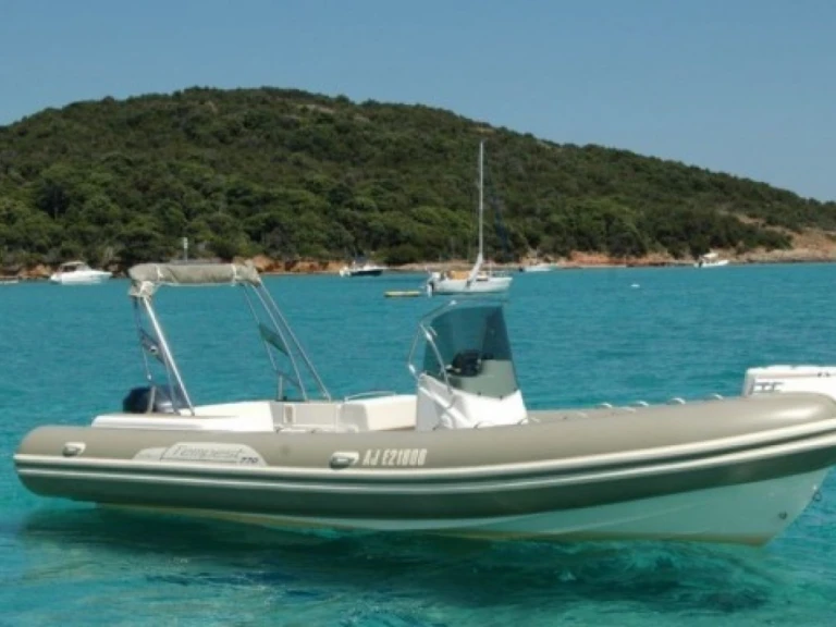Huur een Capelli Tempest 770 in Portigliolo