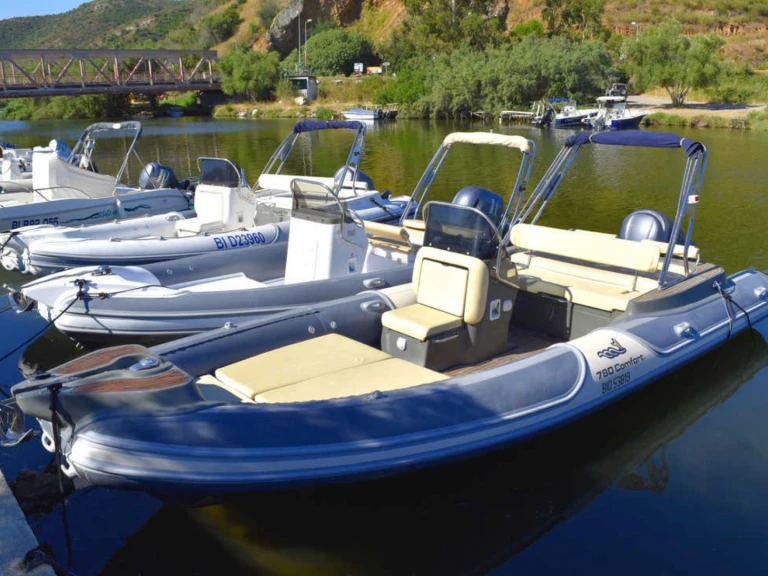 RIB te huur in Saint-Florent voor de beste prijs