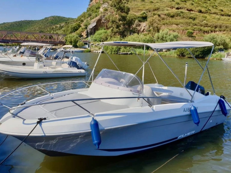 Verhuur Motorboot in Saint-Florent - Bénéteau Flyer 650 Sun Deck