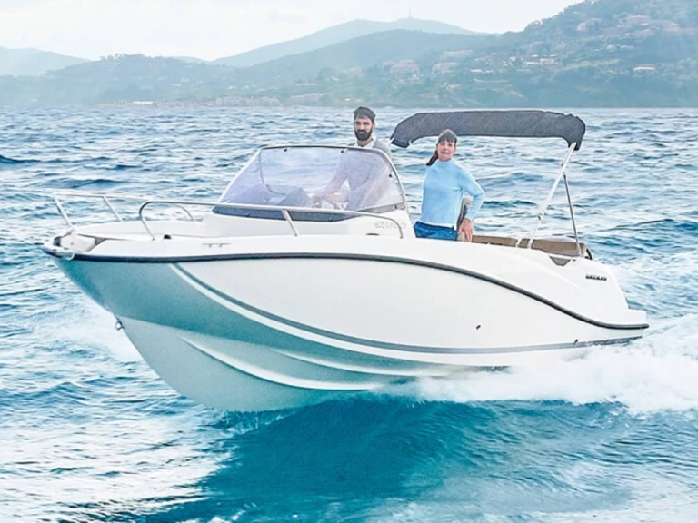 Huur een Quicksilver Activ 605 Sundeck in Cambrils