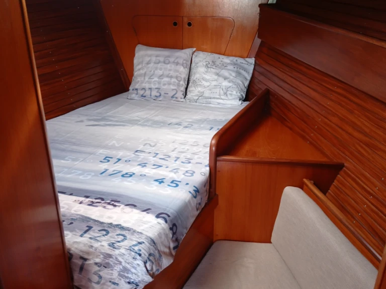 Huur een Bénéteau First 42 in Marina Izola