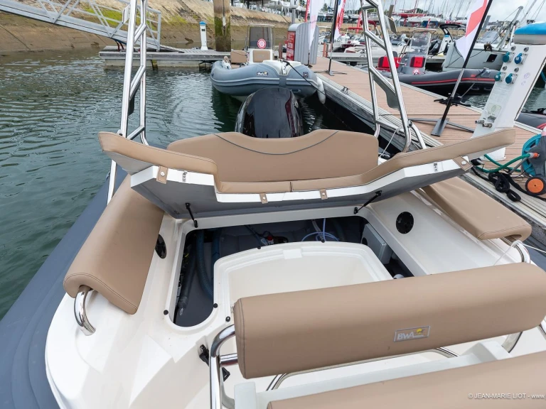 RIB te huur in La Trinité-sur-Mer voor de beste prijs
