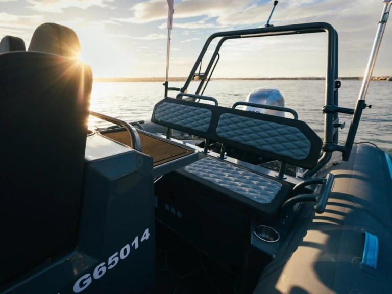 Bootverhuur Highfield Patrol 660 in La Trinité-sur-Mer via SamBoat