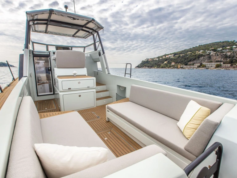 Bootverhuur BUEHLER TURBOCRAFT Silverfine in La Trinité-sur-Mer via SamBoat