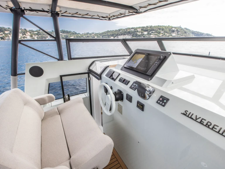 Verhuur Motorboot BUEHLER TURBOCRAFT met vaarbewijs