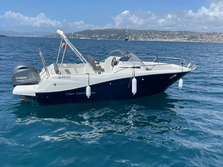 Bootverhuur Jeanneau Cap Camarat 6.5 WA in Antibes via SamBoat