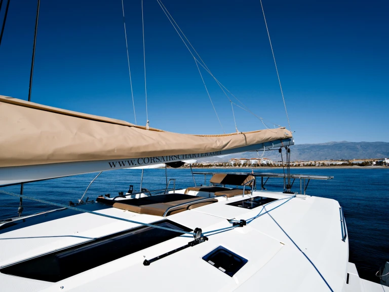 Verhuur Catamaran in Sant Antoni de Portmany - Fountaine Pajot Helia 44
