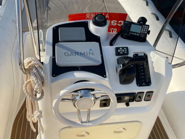 Bootverhuur Port de Saint-Cyprien Méditerranée goedkoop Tempest 700 Sun