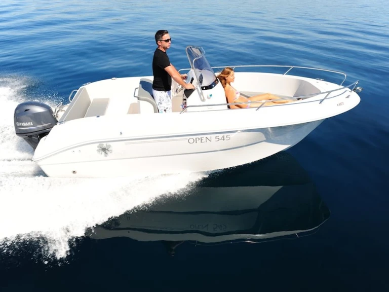 Motorboot te huur in Sète voor de beste prijs