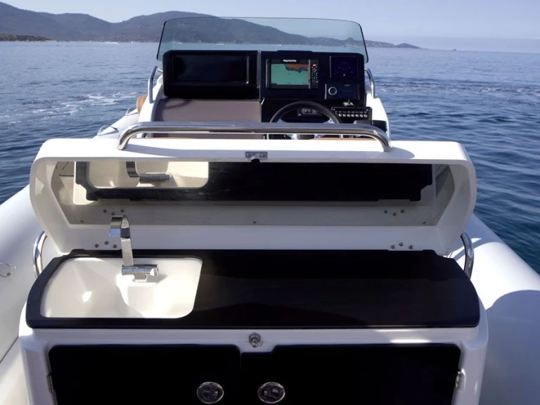 Verhuur RIB Zodiac met vaarbewijs