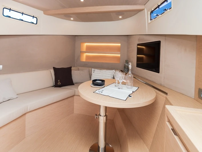 Verhuur Motorboot in Golfe-Juan - Solaris Solaris 44
