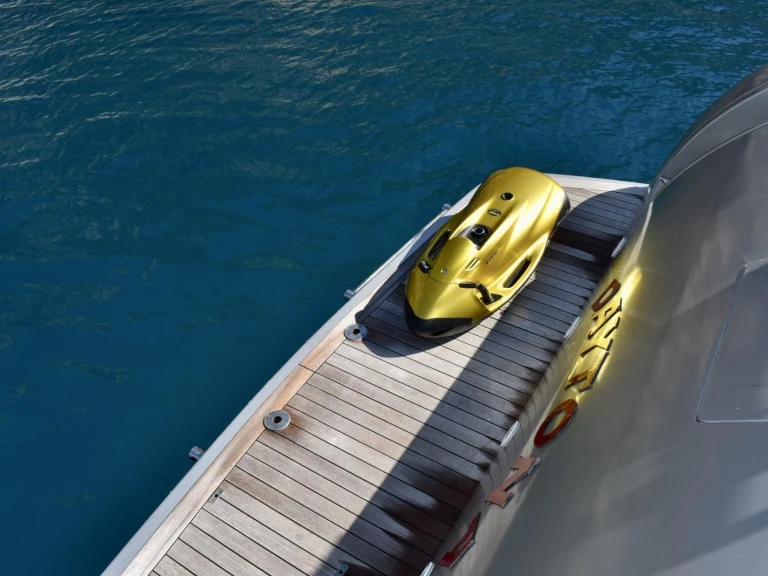 Bootverhuur La Condamine goedkoop Leopard 23