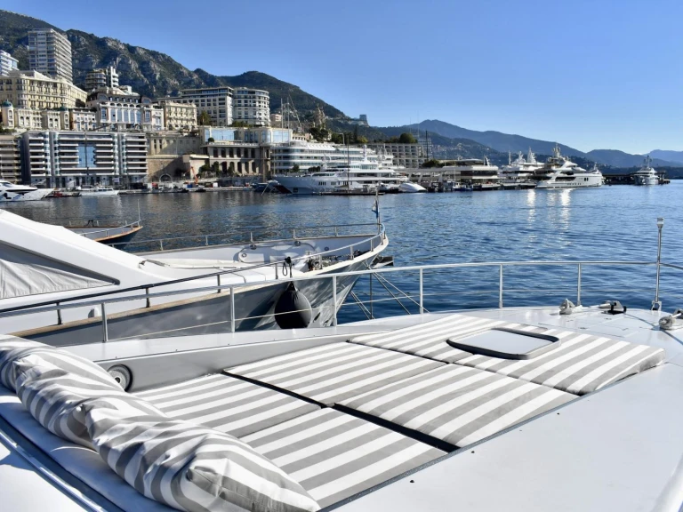 Bootverhuur Leopard Leopard 23 in La Condamine via SamBoat