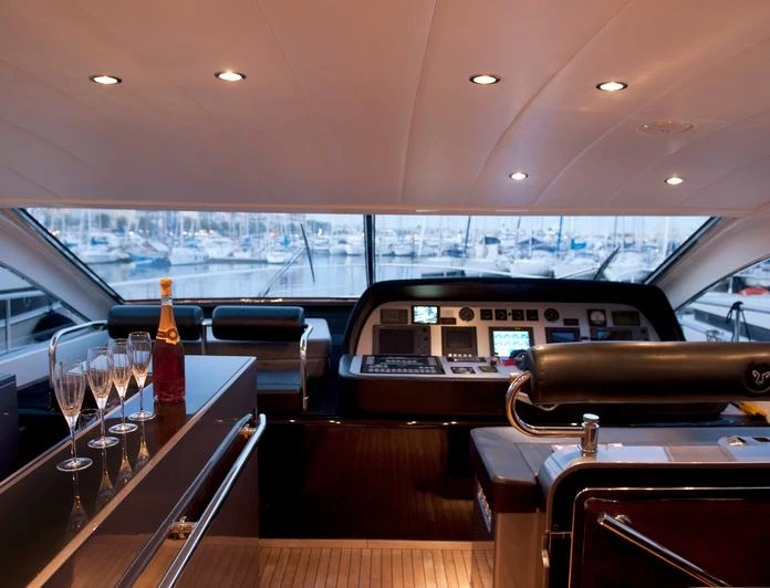 Leopard Leopard 24 te huur van particulier of professional in Antibes