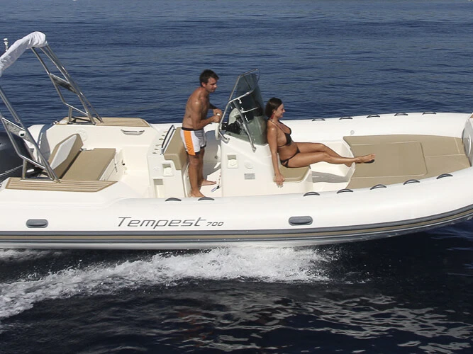 Bootverhuur Capelli Tempest 700 in Saint-Cyprien-Plage via SamBoat
