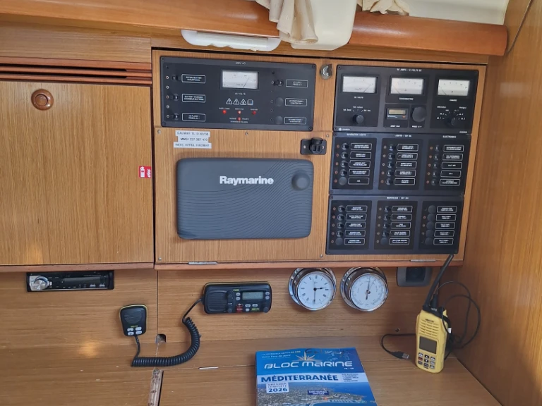 Bootverhuur Toulon goedkoop Sun Odyssey 45