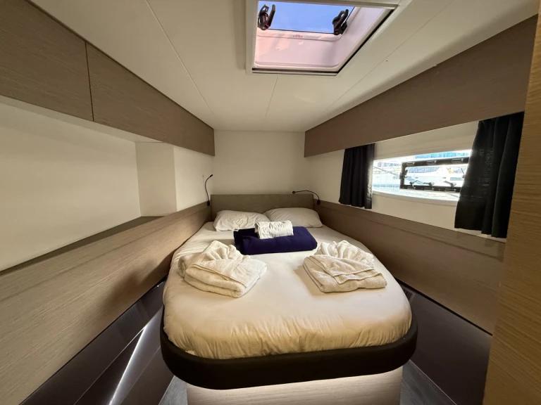 Huur een Fountaine Pajot Elba 45 in Road Town
