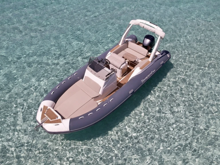 Capelli Tempest 800 te huur van particulier of professional in Marina Botafoch