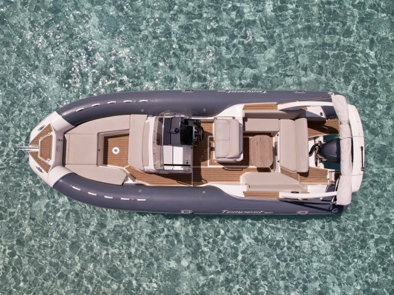 Verhuur RIB Capelli met vaarbewijs