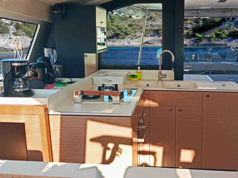 Bootverhuur Primošten goedkoop Nautitech 44 Open
