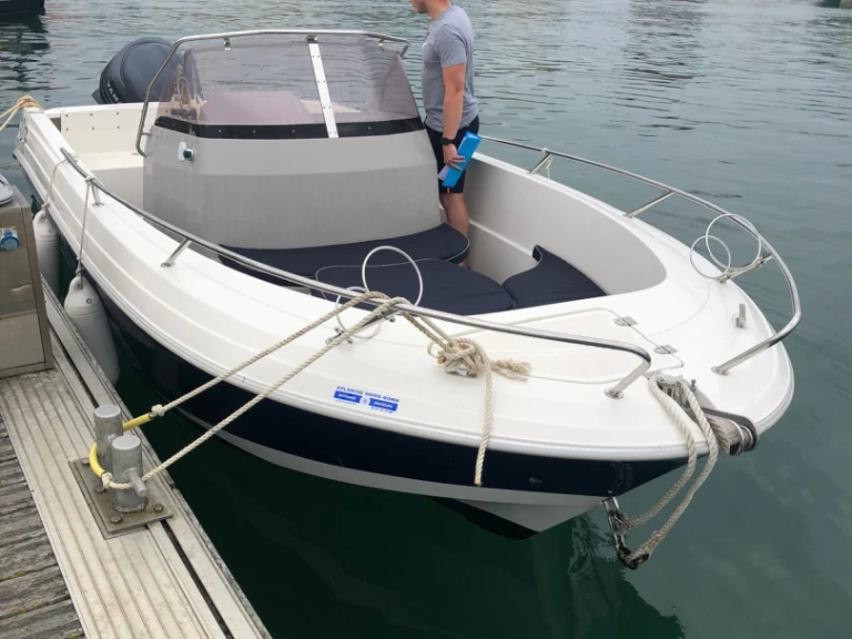 Bootverhuur Noirmoutier-en-l'Île goedkoop Pacific Craft 670 Open Trendy North Shor