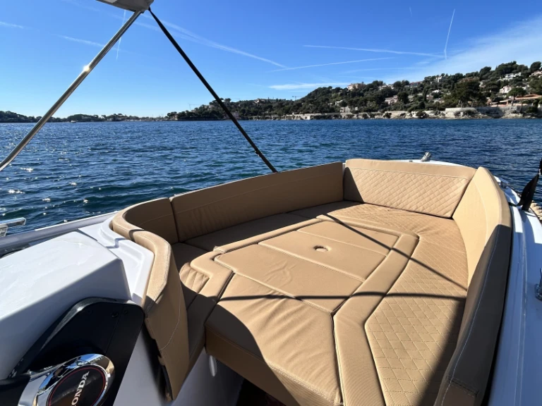 Motorboot te huur in Saint-Jean-Cap-Ferrat voor de beste prijs