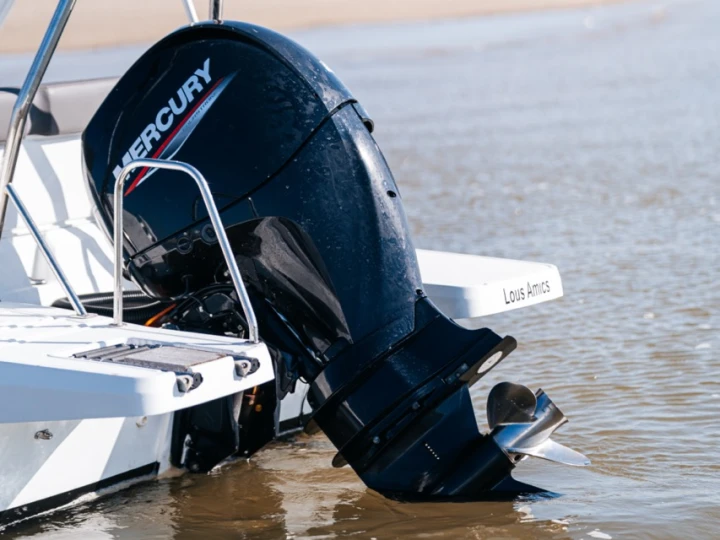 Bootverhuur Jeanneau Cap Camarat 6.5 CC Serie 3 in Arcachon via SamBoat