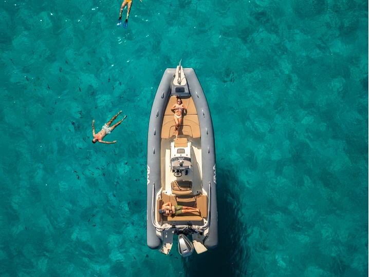 Bootverhuur Bwa Sport 26 GT in Porto Rotondo via SamBoat