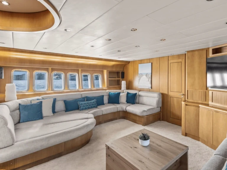 Jacht te huur in Port Grimaud voor de beste prijs