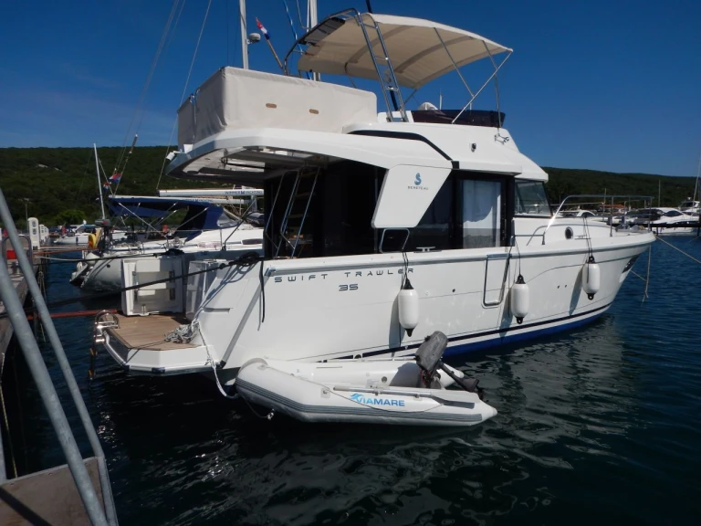 Verhuur Motorboot in Zadar - Bénéteau Swift Trawler 35
