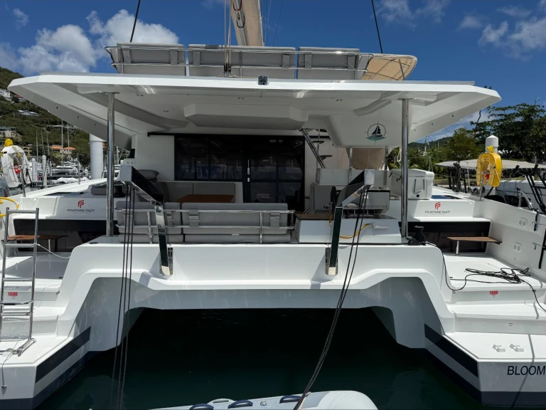 Fountaine Pajot Elba 45 te huur van particulier of professional in Road Town