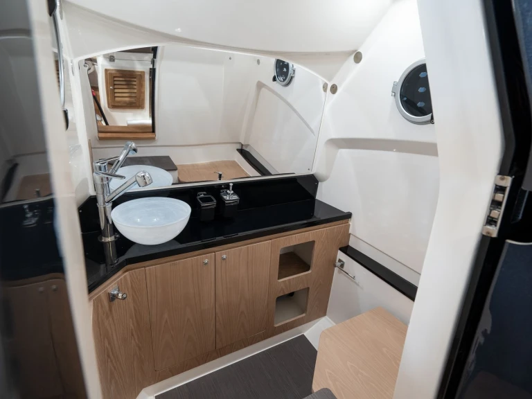 Huur RIB met of zonder schipper Bwa in Ajaccio