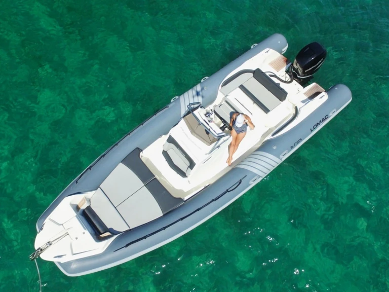 RIB te huur in Hyères voor de beste prijs