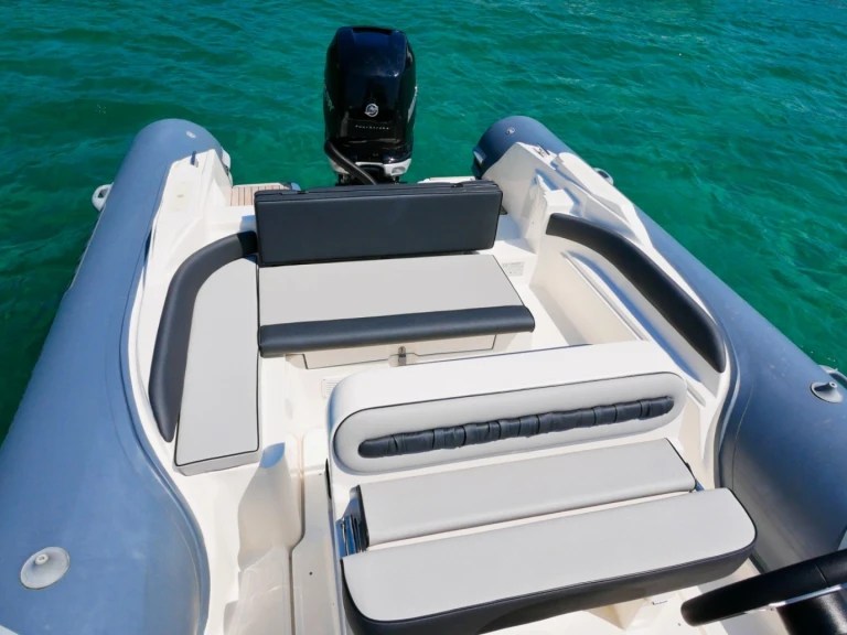 Verhuur RIB in Hyères - Lomac Lomac 790 IN