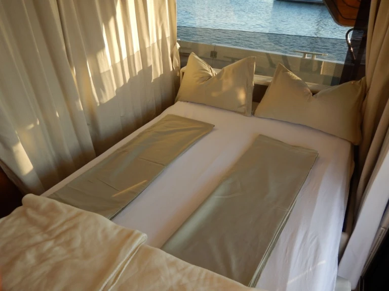 Verhuur Motorboot Bénéteau met vaarbewijs