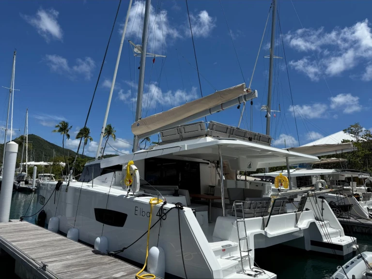 Verhuur Catamaran in Road Town - Fountaine Pajot Elba 45