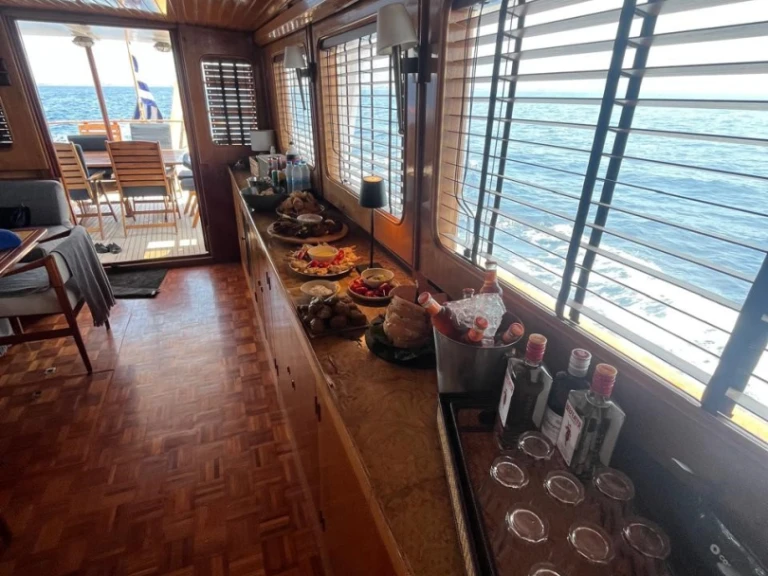 Huur een Grand Banks Grand Banks 72 in Álimos