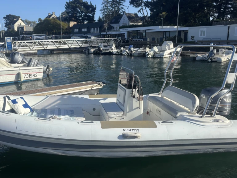 Bsc BSC 50 te huur van particulier of professional in Vannes