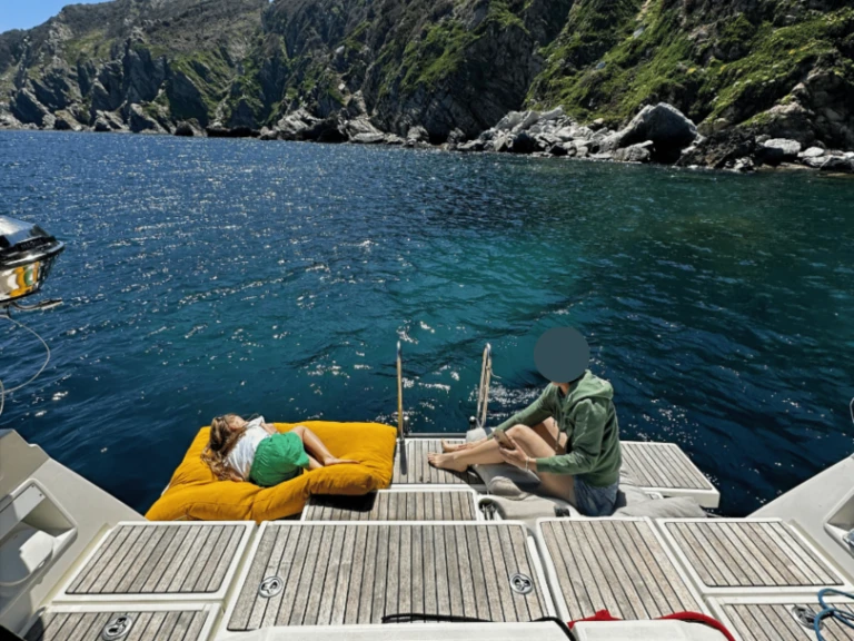 Bootverhuur Bénéteau Oceanis 45 in Port de Hyères (St Pierre) via SamBoat