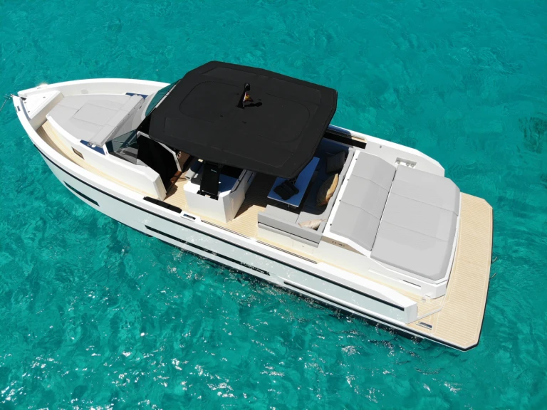 Bootverhuur Marina Botafoch goedkoop d36