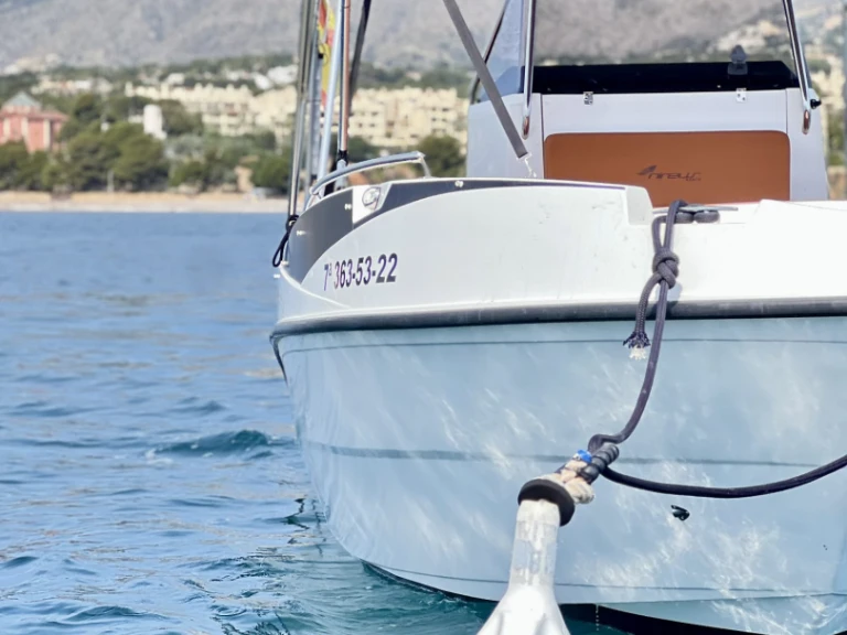 Huur Motorboot met of zonder schipper Nireus in Altea