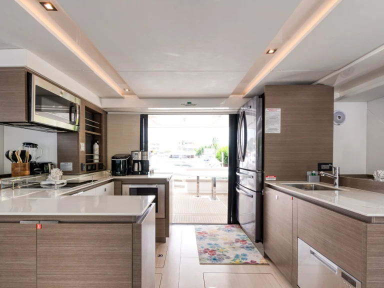 Huur een Leopard 53 Motor Yacht in Tortola