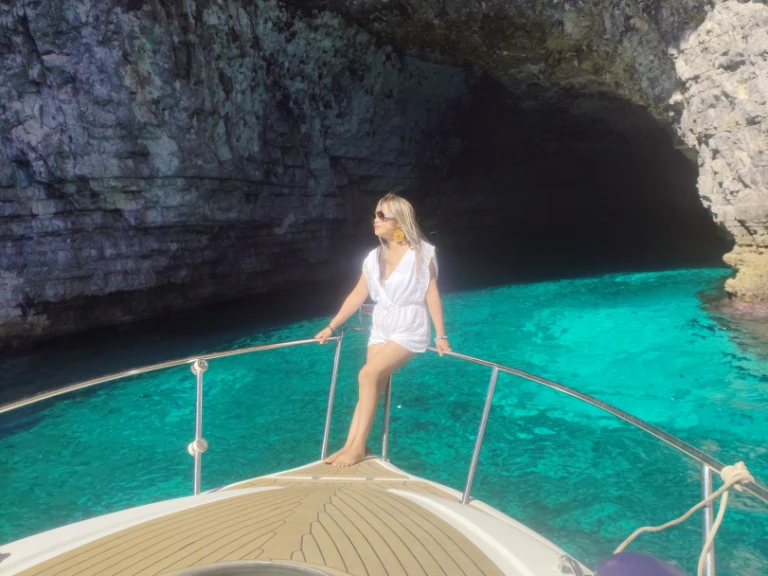 Verhuur Motorboot in Saint Paul's Bay - Sealine Sealine 240