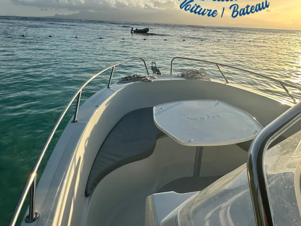 Huur Motorboot met of zonder schipper Pacific Craft in Le Gosier