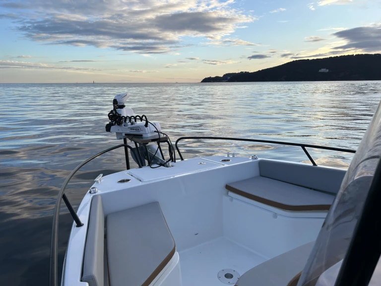 Bootverhuur Toulon goedkoop Flyer 7 SPACEdeck