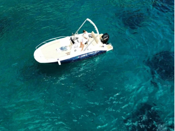 Bootverhuur Barqa Q20 in Sorrento via SamBoat